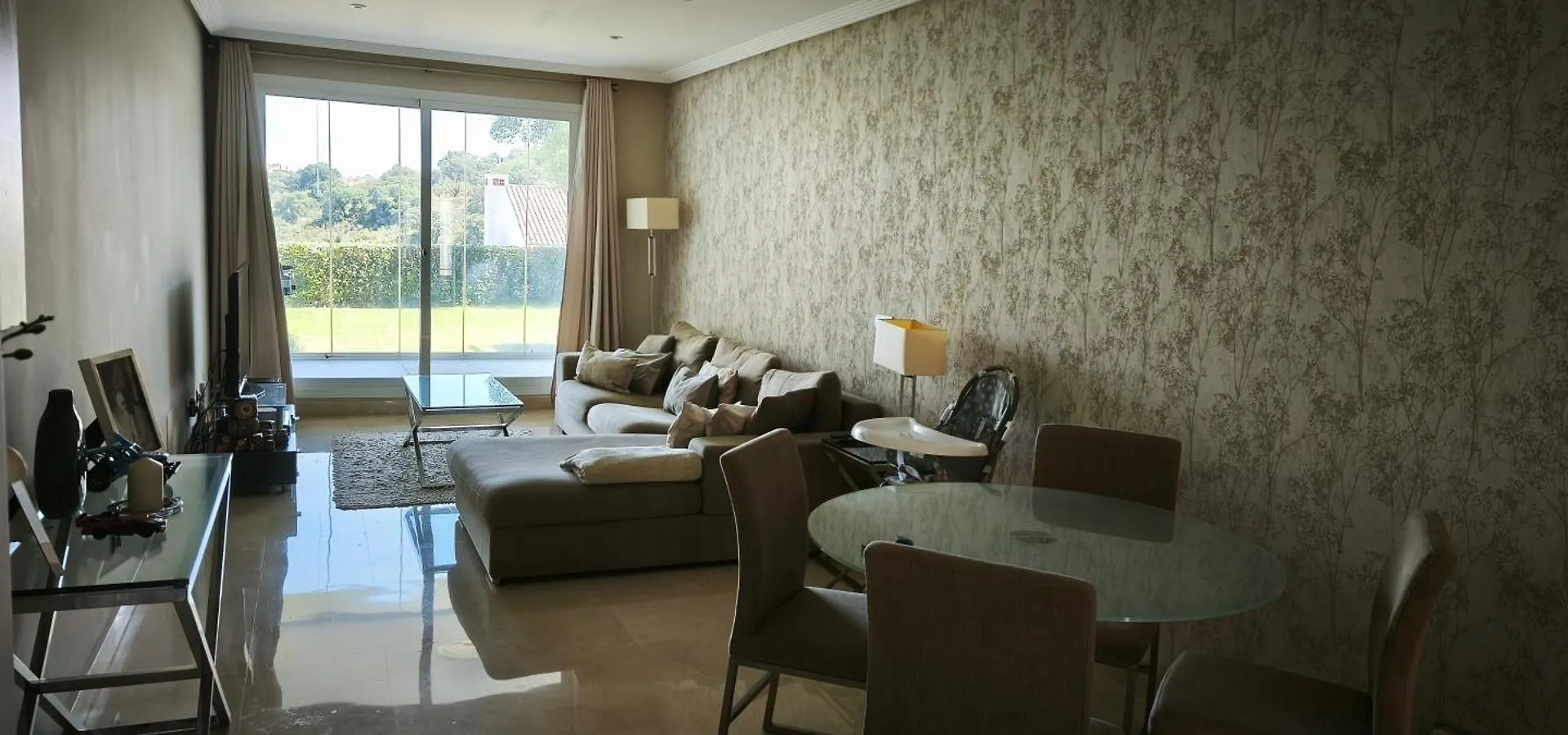 2 Bedroom Apartment, La Mairena, Near Marbella Ojén